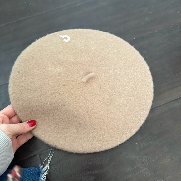 NWT 100% Wool Beret European chic boho artsy - Picture 3 of 5
